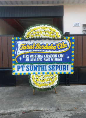 Papan Bunga Duka di Cikole