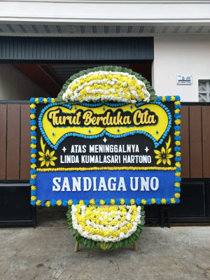 Papan Bunga Duka di Cikole